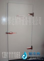 標準冷庫門